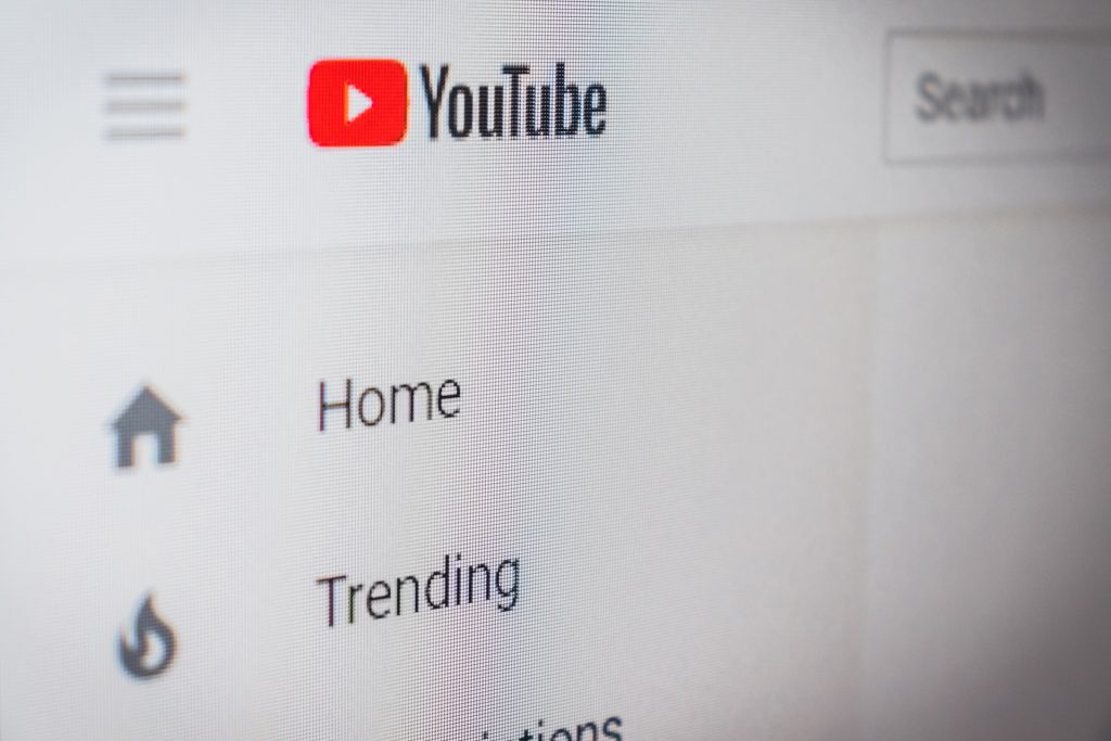 ساختن ویدئو مقدمه برای یوتوب